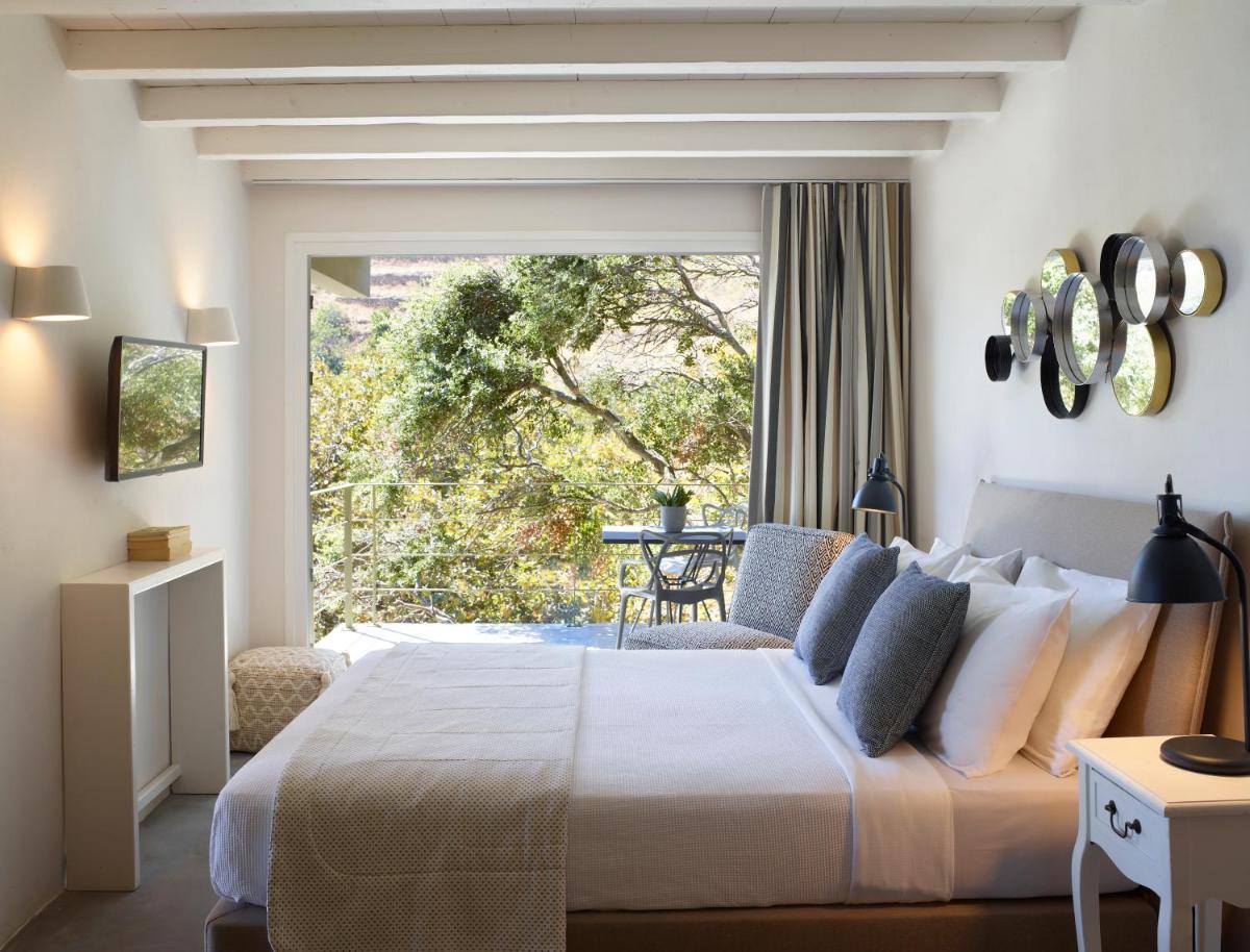Aeolis Tinos Suites
