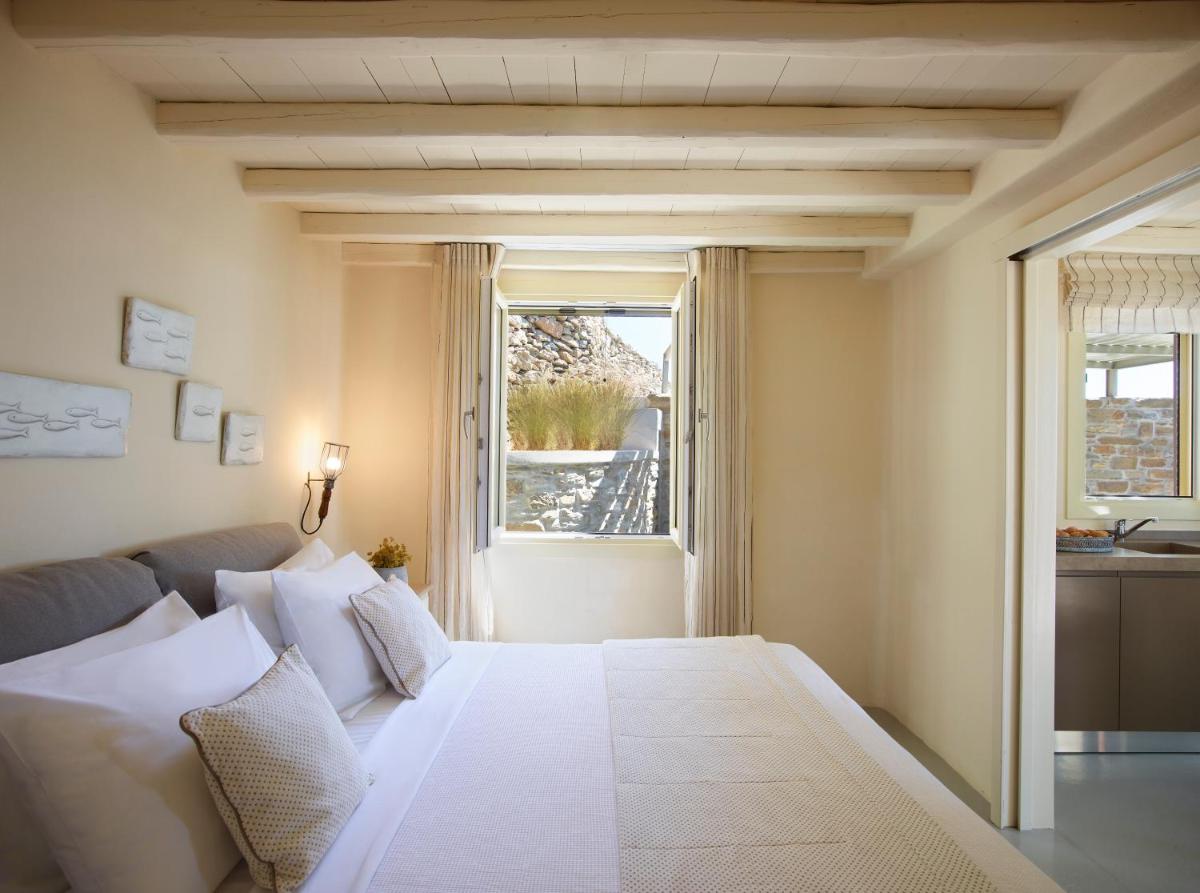Aeolis Tinos Suites