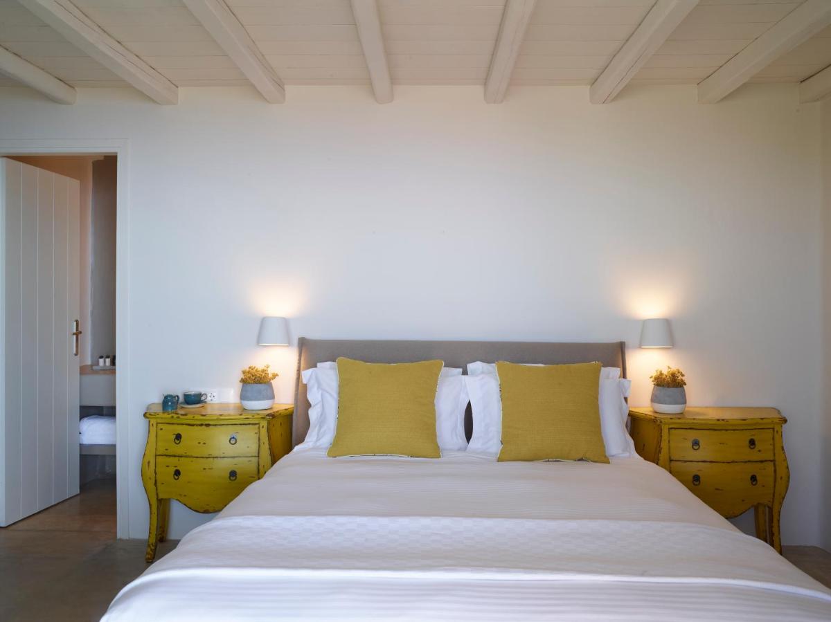 Aeolis Tinos Suites
