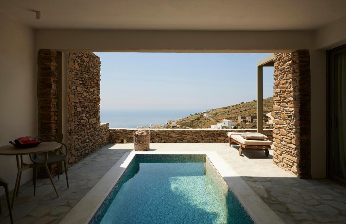 Aeolis Tinos Suites