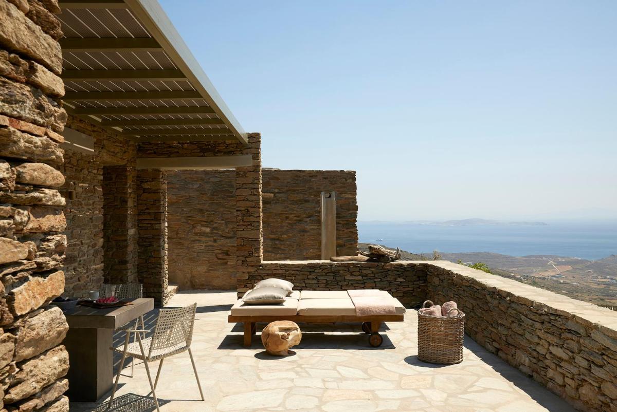 Aeolis Tinos Suites