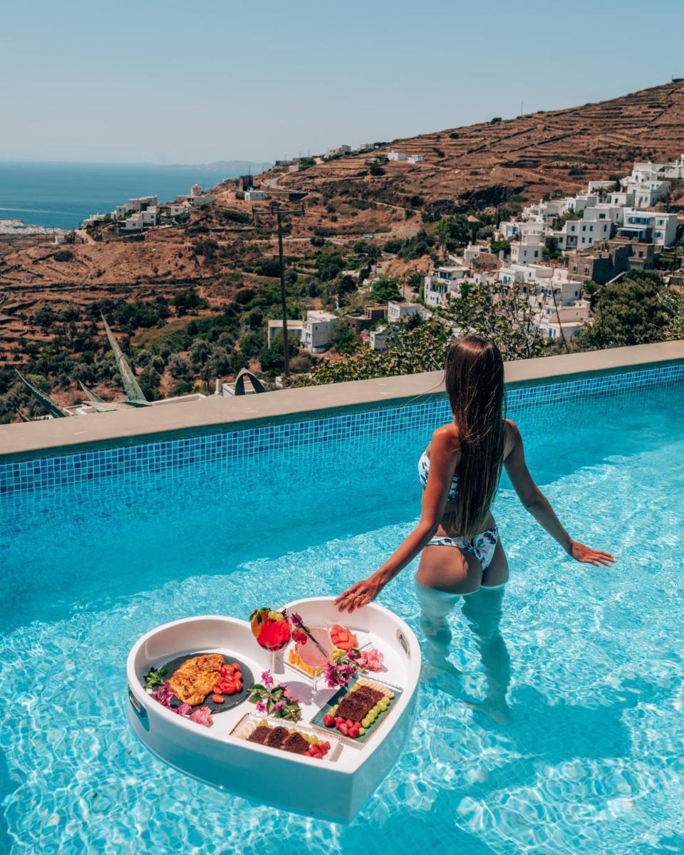Aeolis Tinos Suites