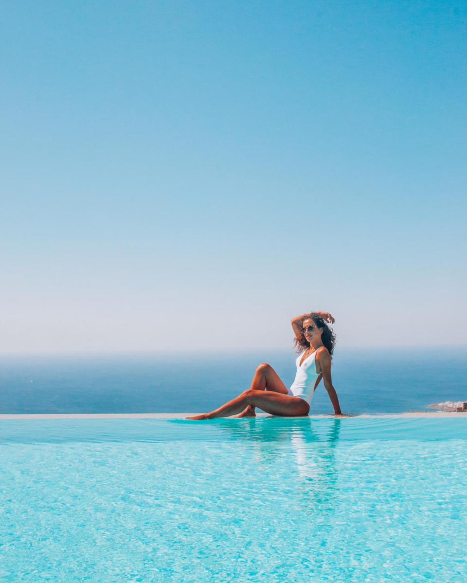 Aeolis Tinos Suites