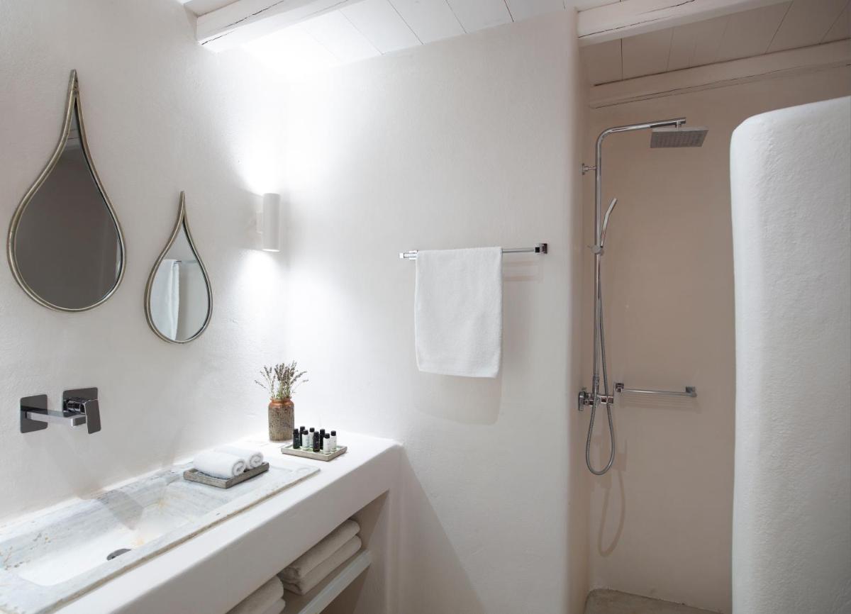 Aeolis Tinos Suites