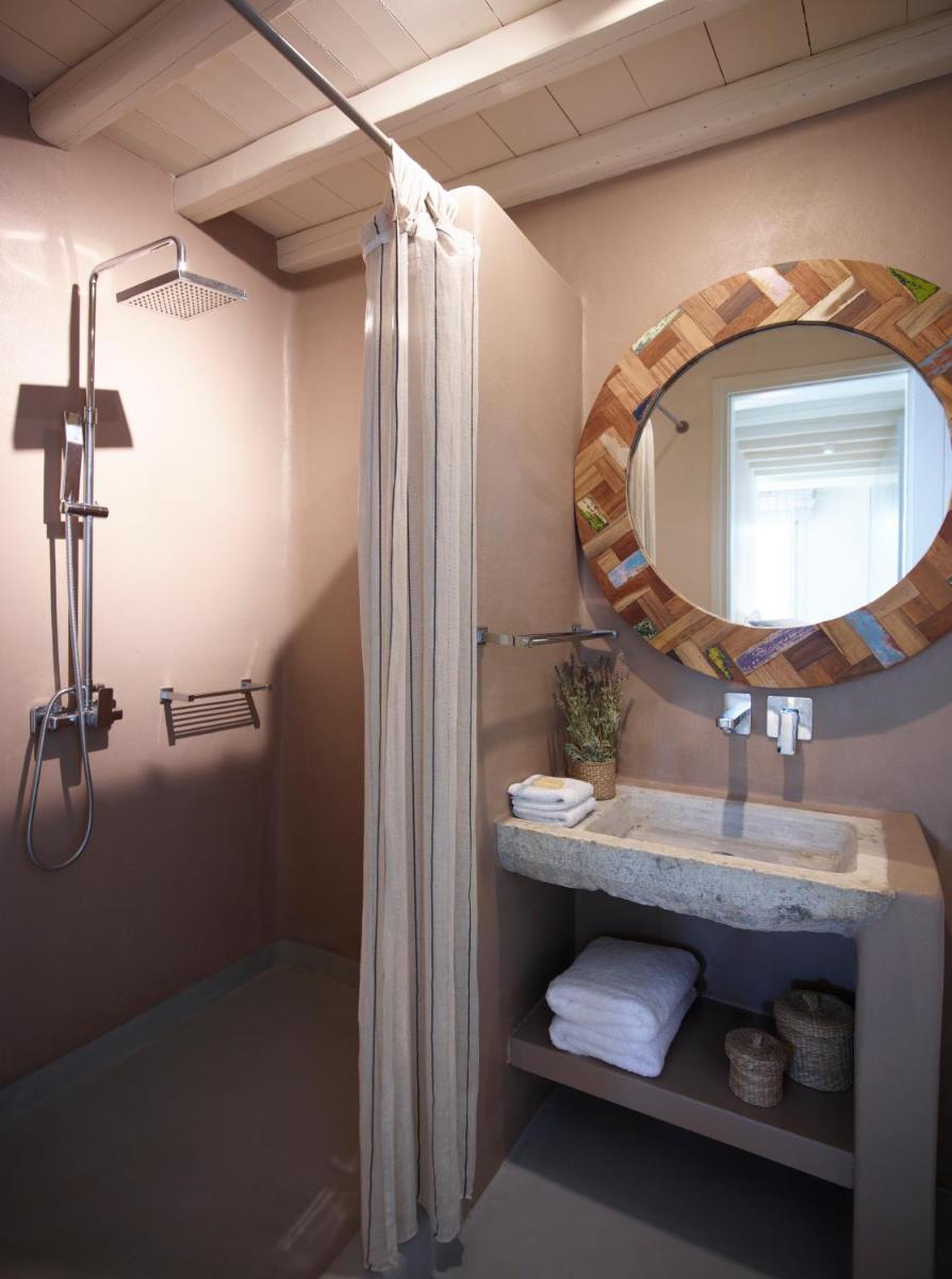 Aeolis Tinos Suites