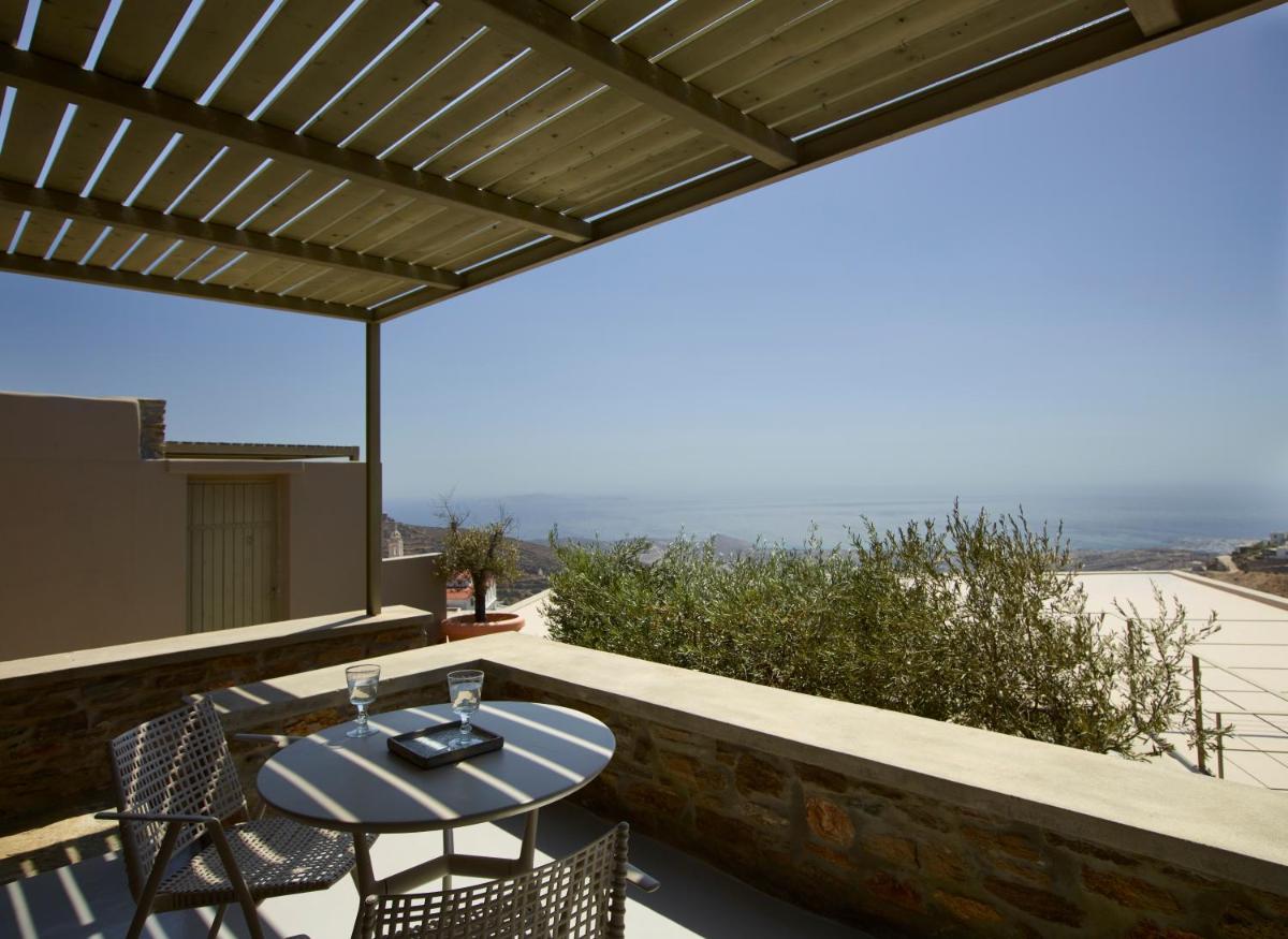 Aeolis Tinos Suites