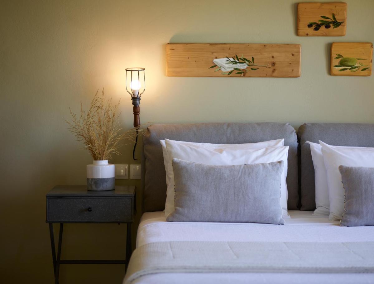 Aeolis Tinos Suites