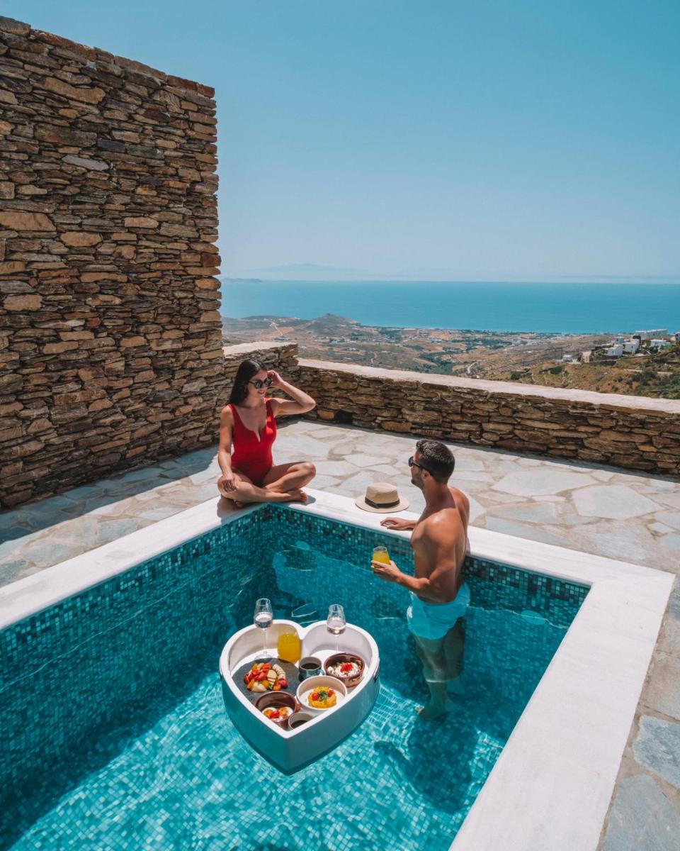 Aeolis Tinos Suites