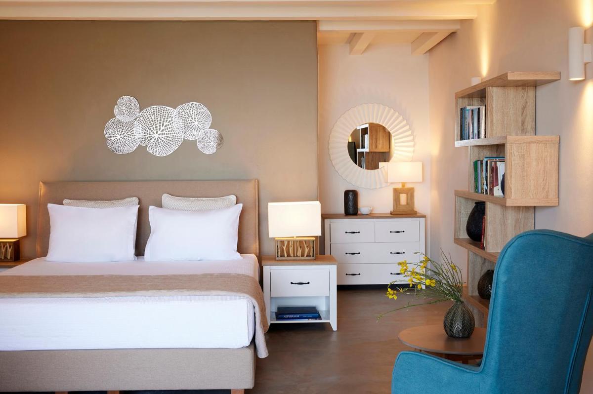 Aeolis Tinos Suites