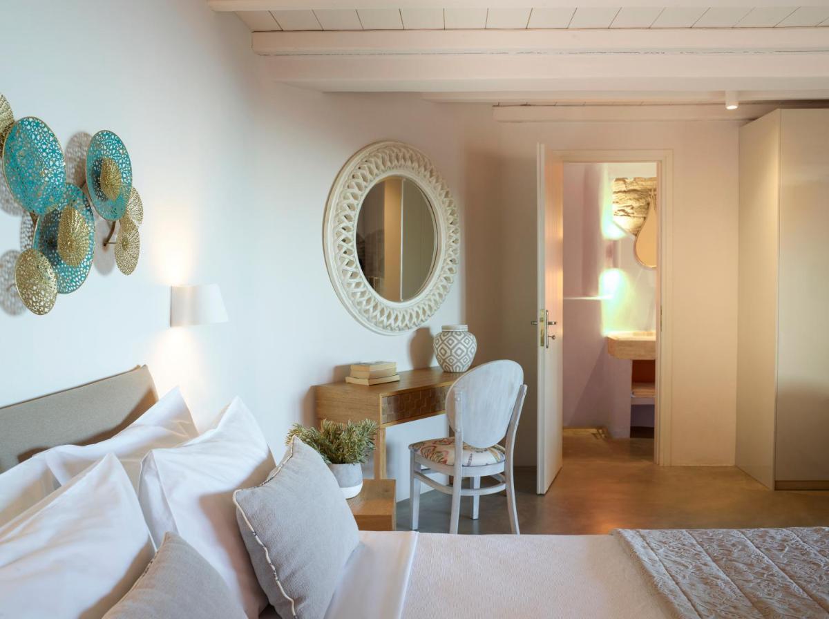 Aeolis Tinos Suites