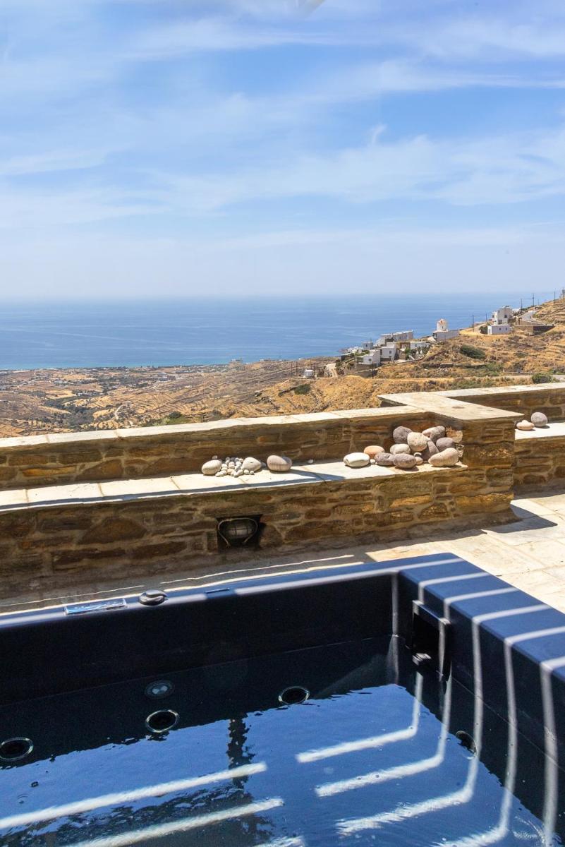 Aeolis Tinos Suites