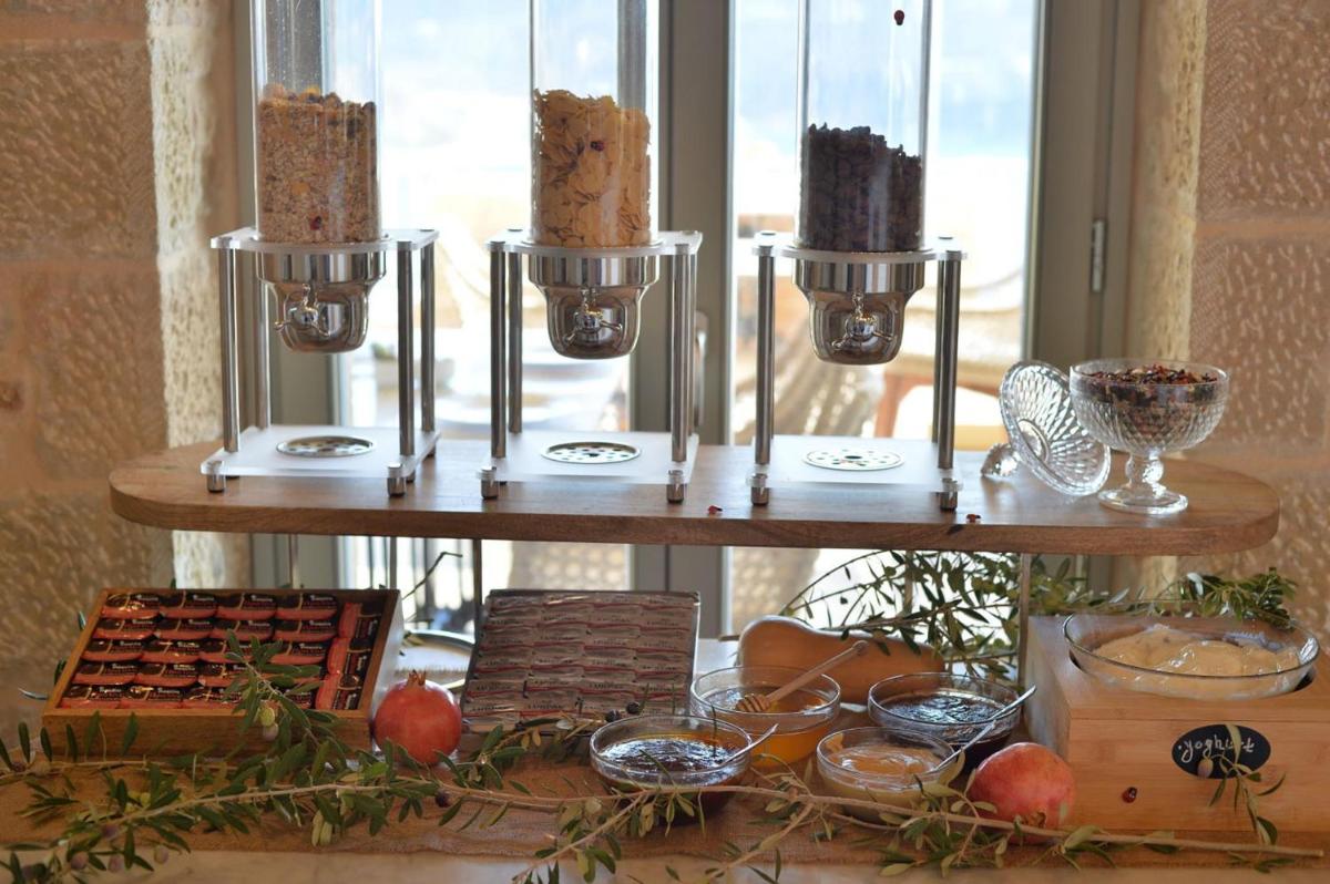 Akrolithi Boutique Hotel & Suites