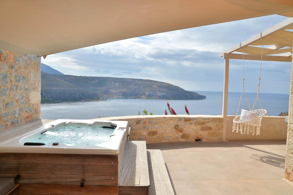 Akrolithi Boutique Hotel & Suites