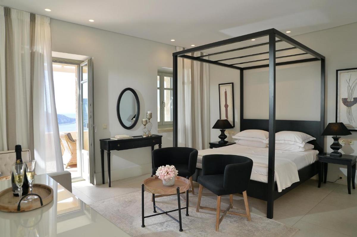 Akrolithi Boutique Hotel & Suites