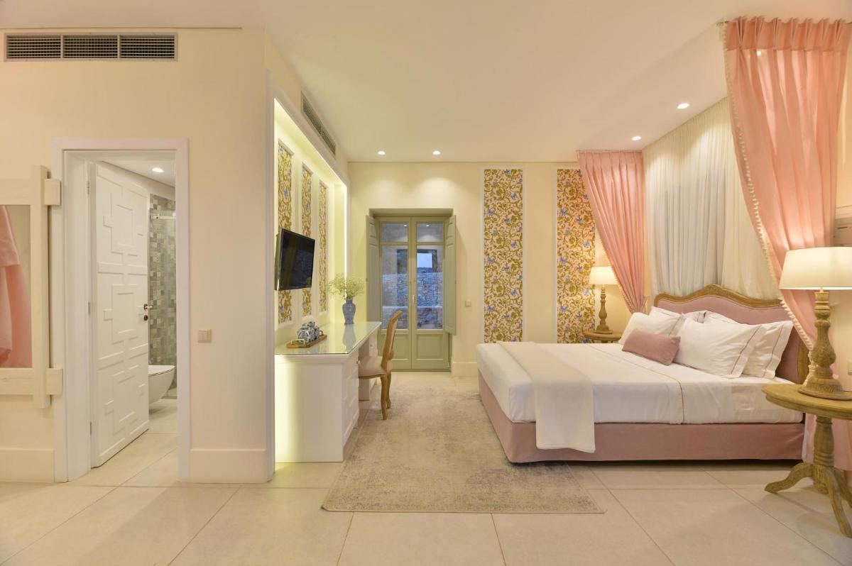 Akrolithi Boutique Hotel & Suites