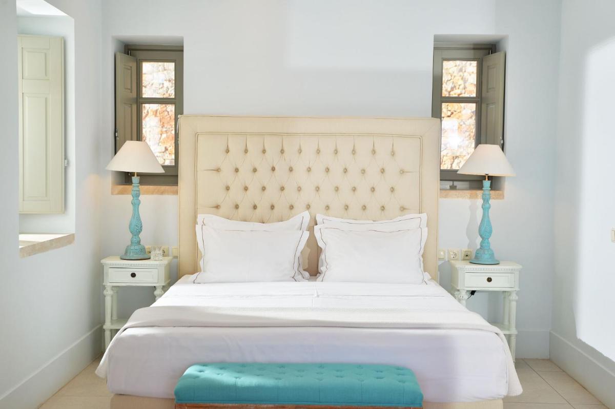 Akrolithi Boutique Hotel & Suites