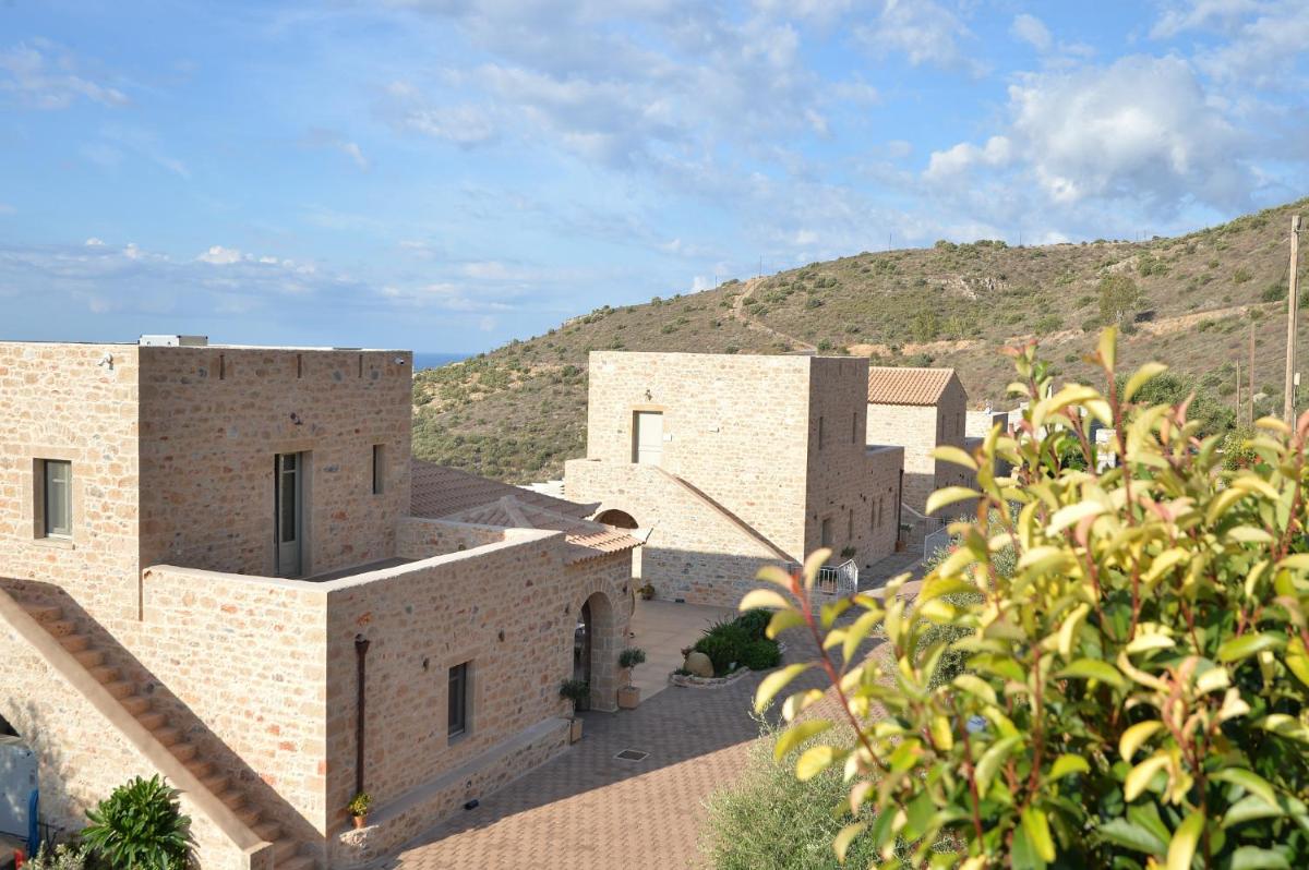 Akrolithi Boutique Hotel & Suites