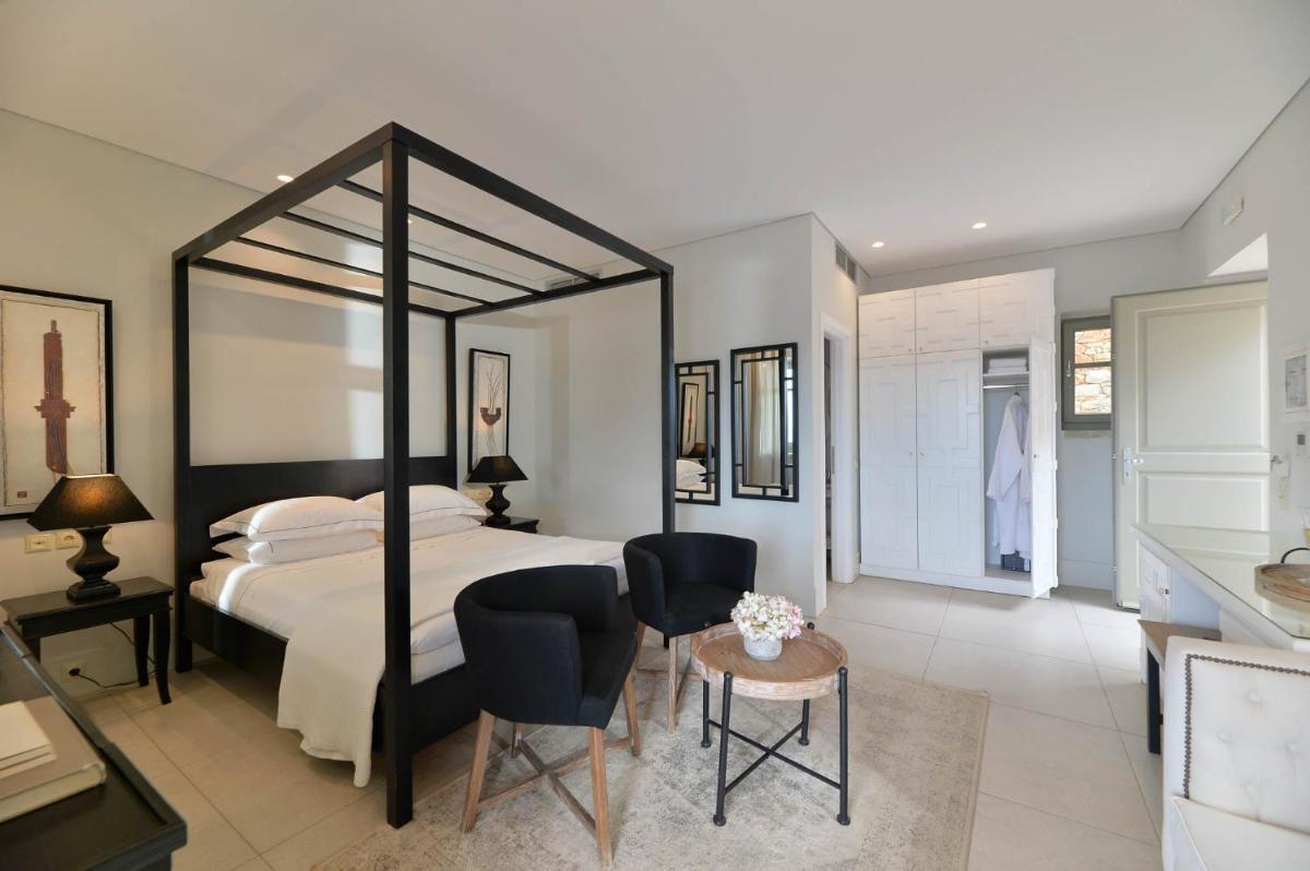 Akrolithi Boutique Hotel & Suites