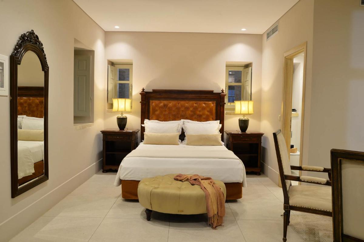 Akrolithi Boutique Hotel & Suites