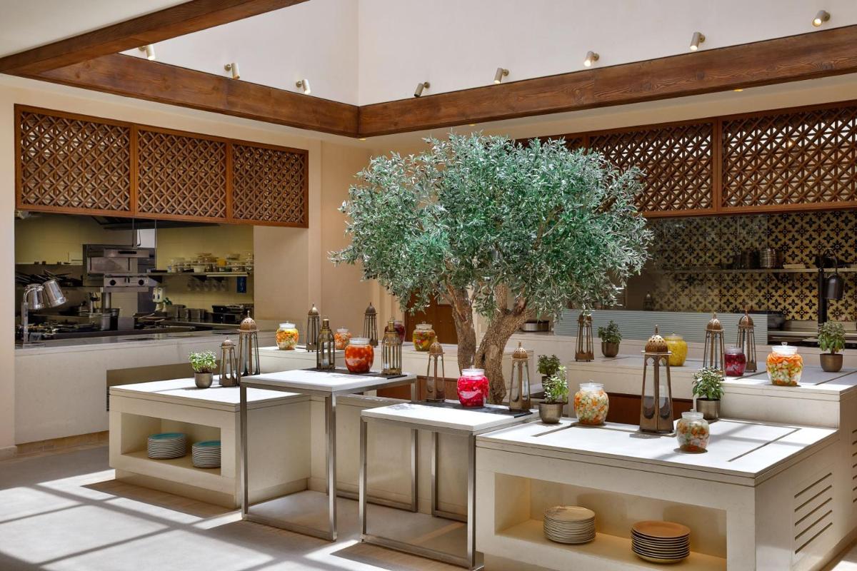 Al Wathba, a Luxury Collection Desert Resort & Spa, Abu Dhabi