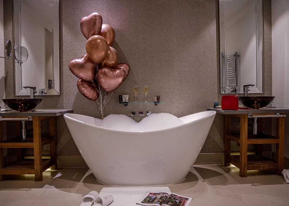 Alexander House Hotel & Utopia Spa