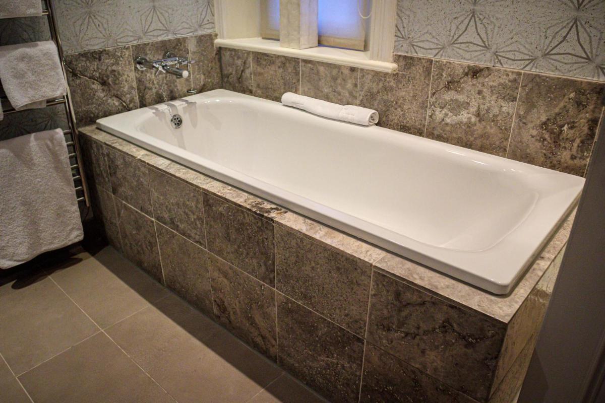 Alexander House Hotel & Utopia Spa