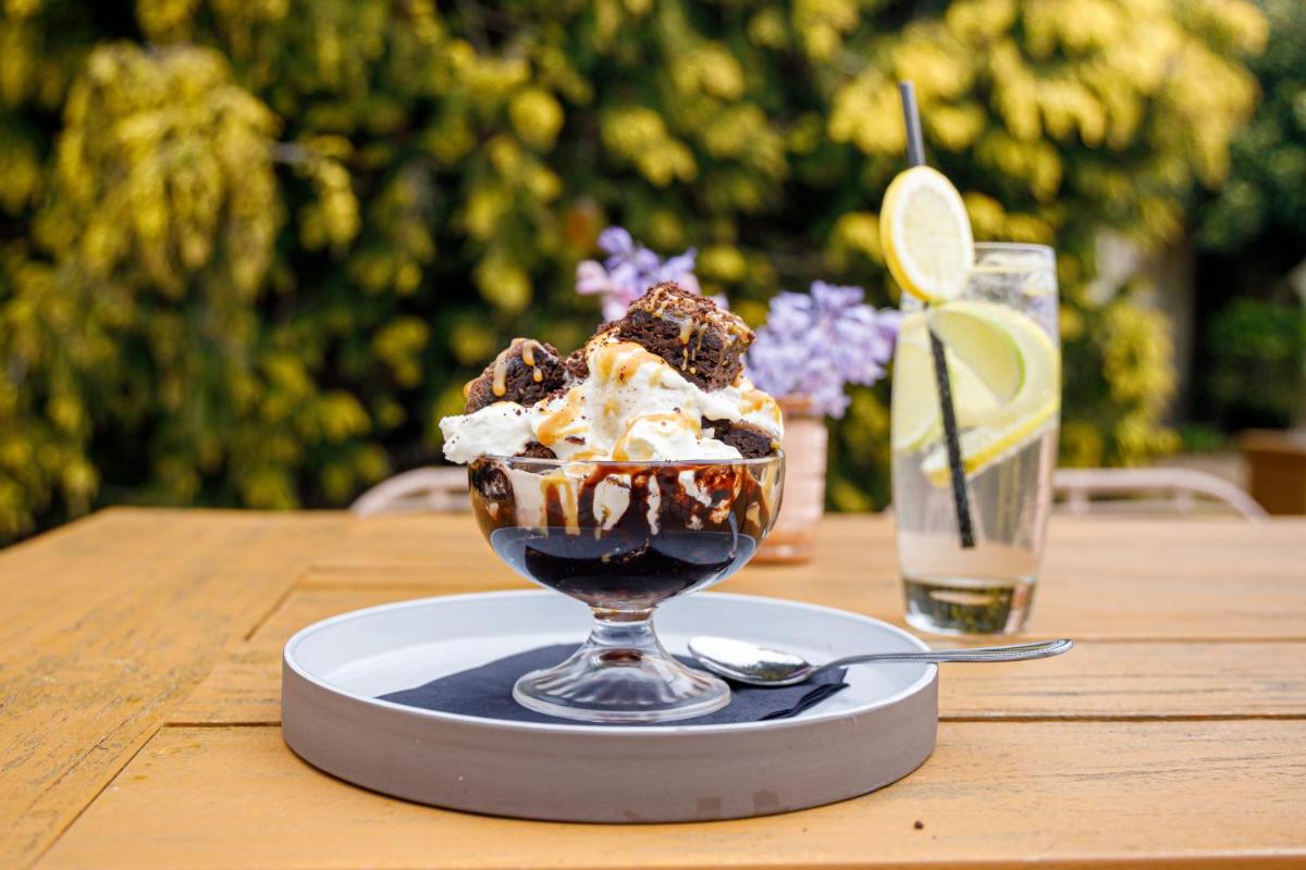 Alexander House Hotel & Utopia Spa