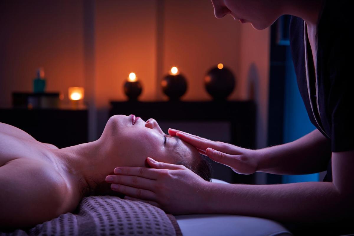 Alexander House Hotel & Utopia Spa