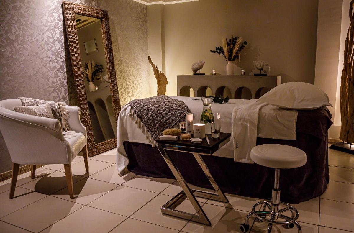 Alexander House Hotel & Utopia Spa
