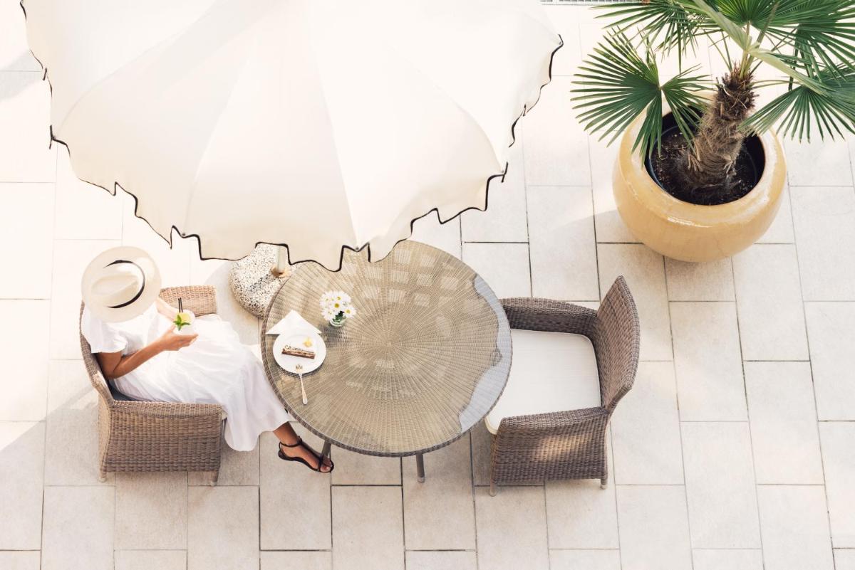 Alpenpalace Luxury Hideaway & Spa Retreat