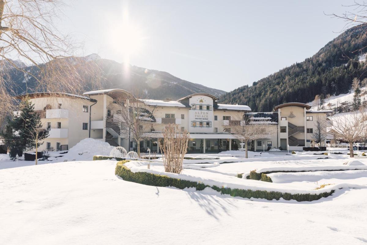 Alpenpalace Luxury Hideaway & Spa Retreat