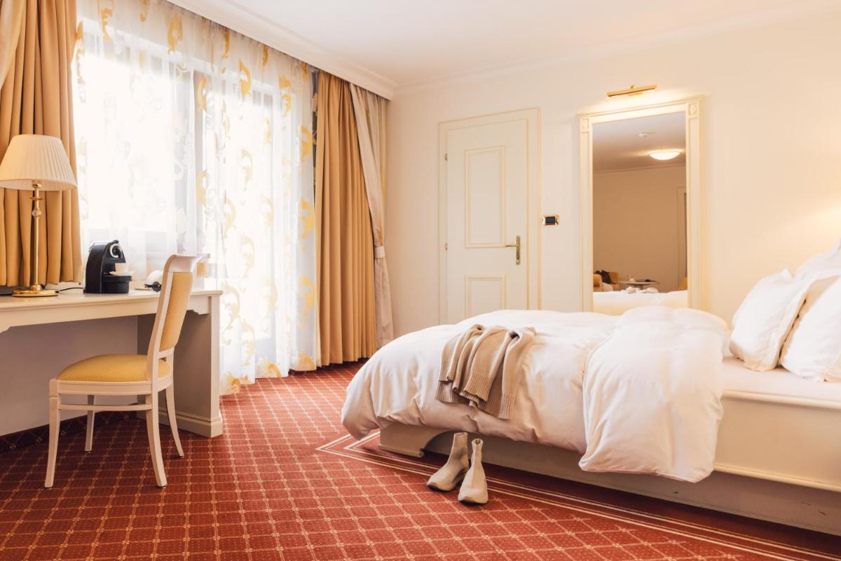 Alpenpalace Luxury Hideaway & Spa Retreat