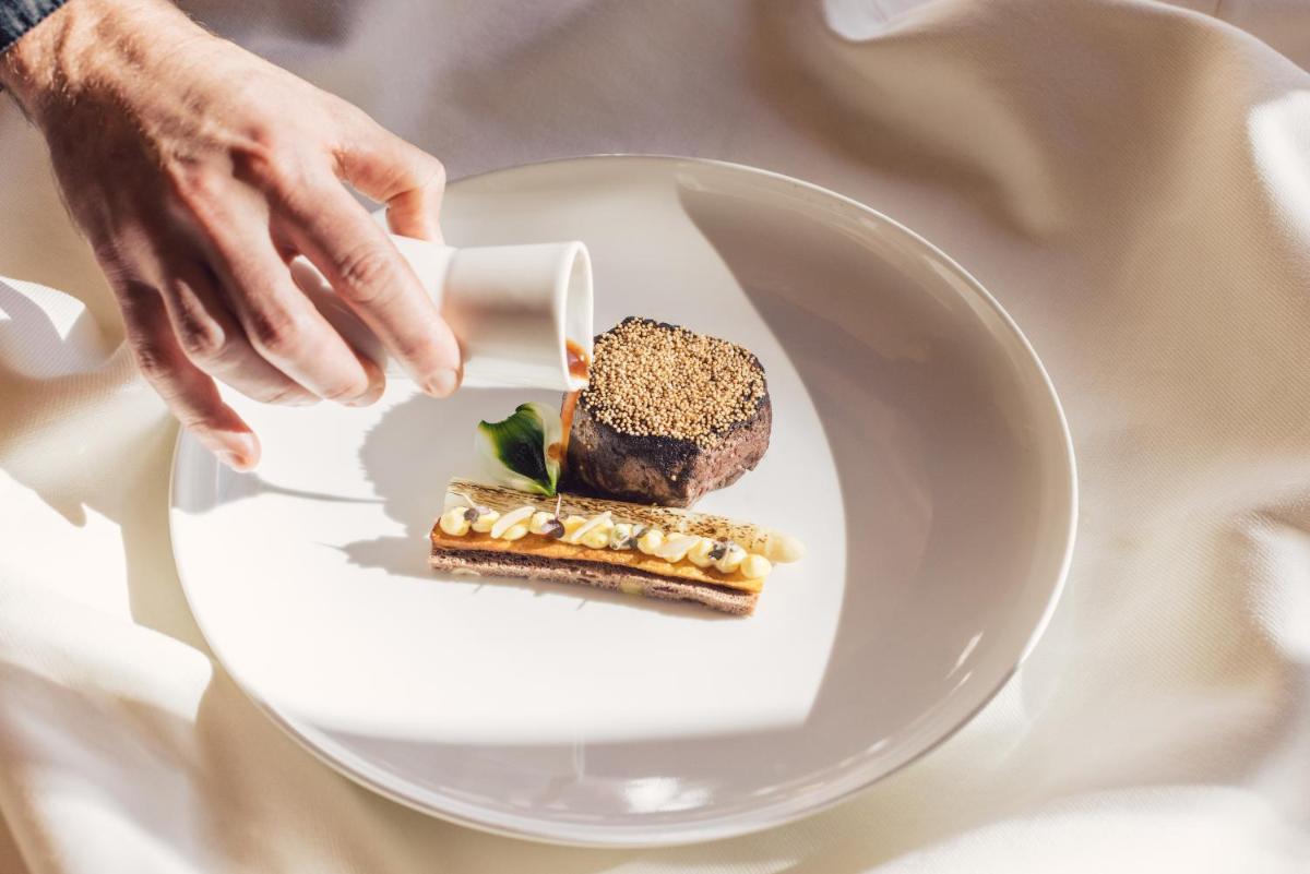 Alpenpalace Luxury Hideaway & Spa Retreat