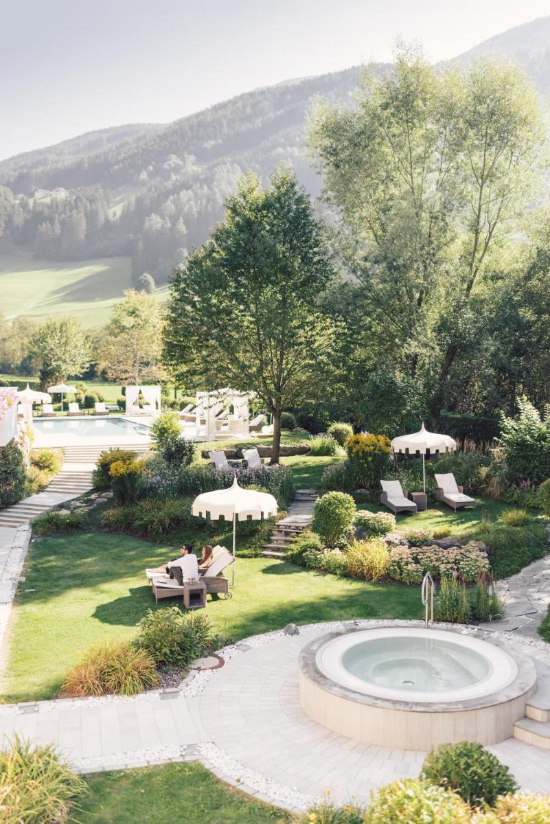 Alpenpalace Luxury Hideaway & Spa Retreat