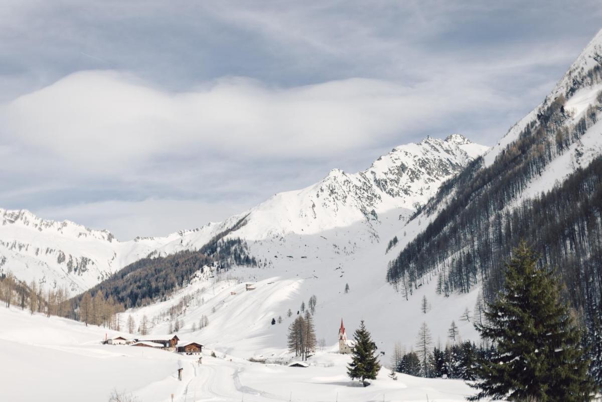 Alpenpalace Luxury Hideaway & Spa Retreat