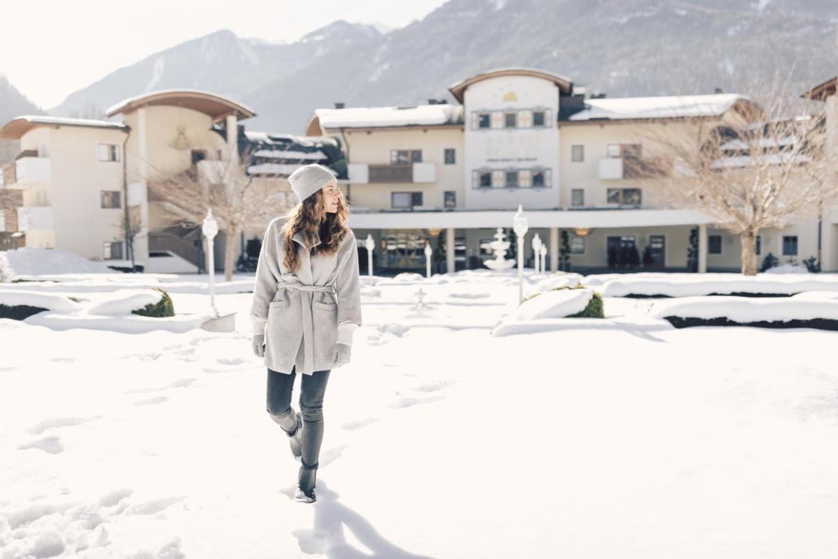 Alpenpalace Luxury Hideaway & Spa Retreat