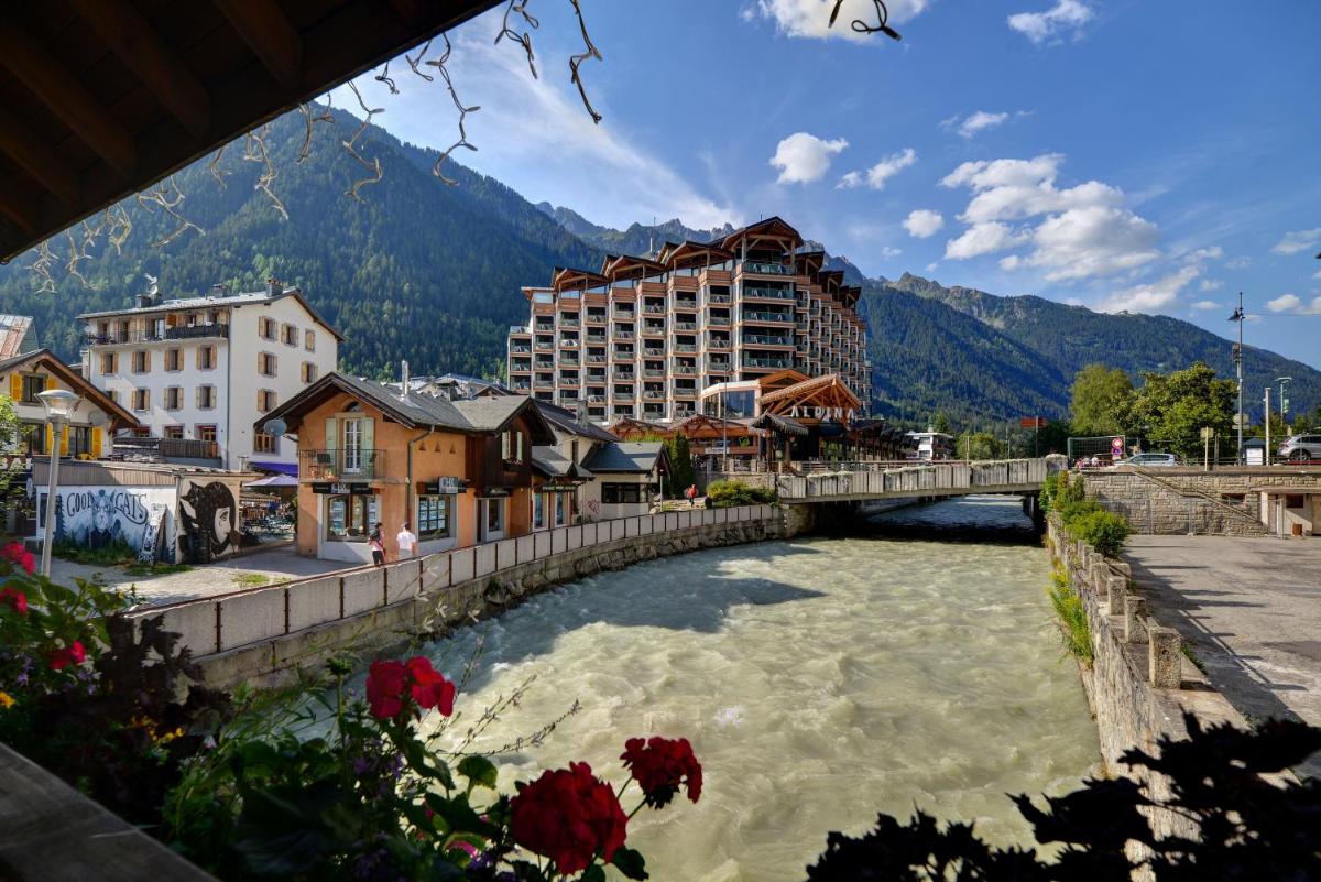 Alpina Eclectic Hotel