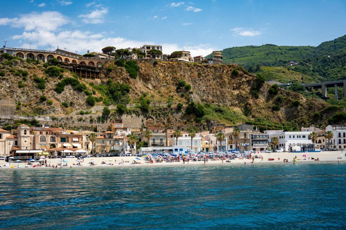 Altafiumara Resort & Spa