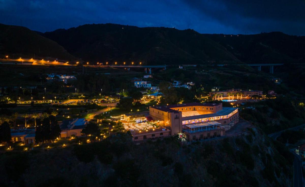 Altafiumara Resort & Spa