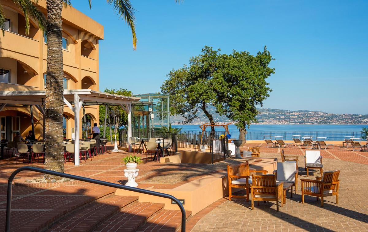 Altafiumara Resort & Spa