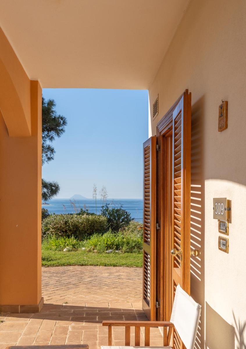 Altafiumara Resort & Spa