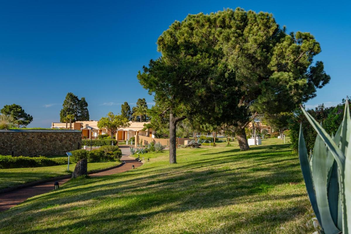 Altafiumara Resort & Spa