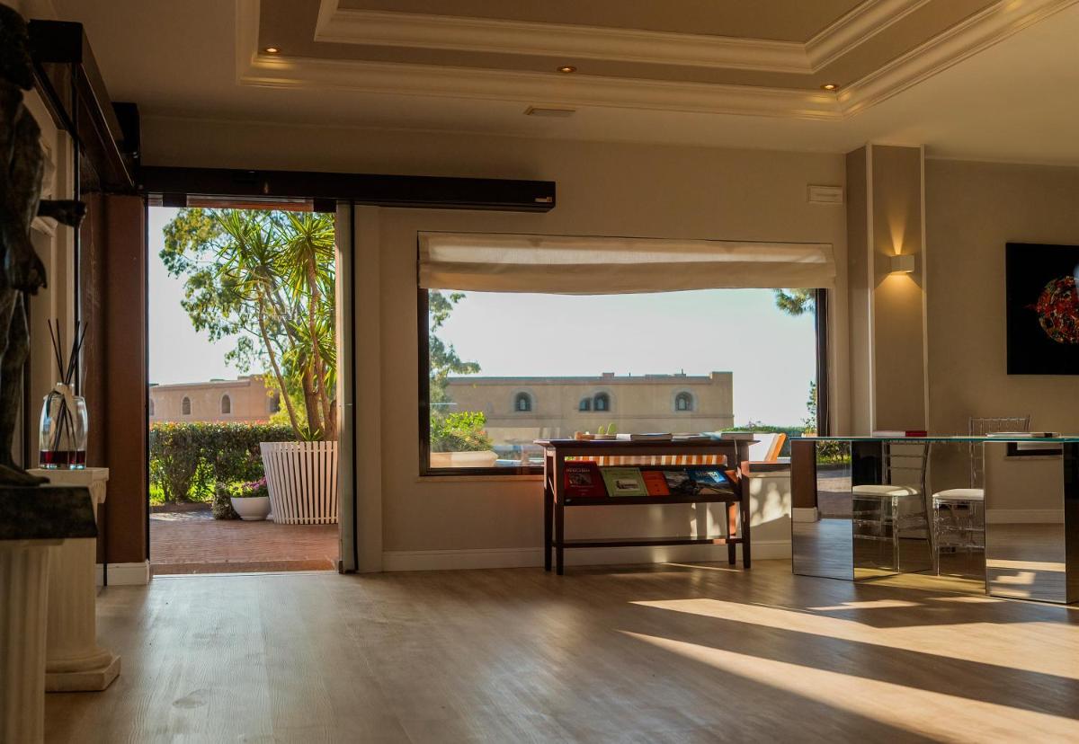 Altafiumara Resort & Spa