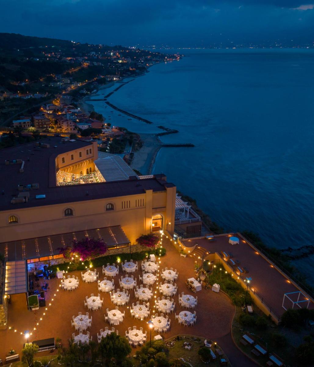 Altafiumara Resort & Spa