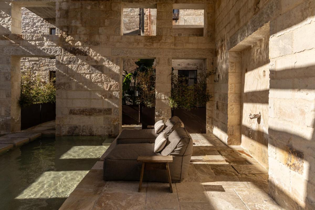 Amalen Suites Adults Only