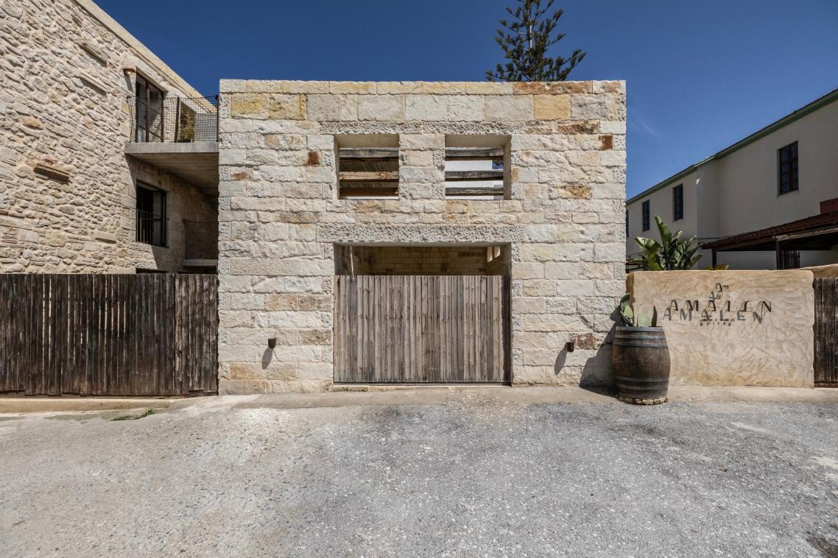 Amalen Suites Adults Only