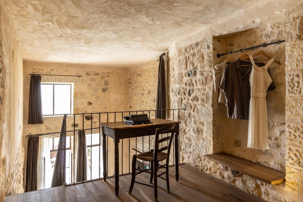 Amalen Suites Adults Only