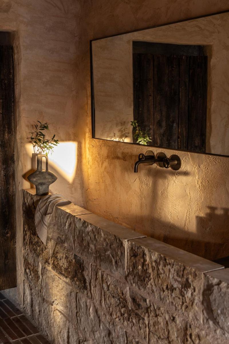 Amalen Suites Adults Only