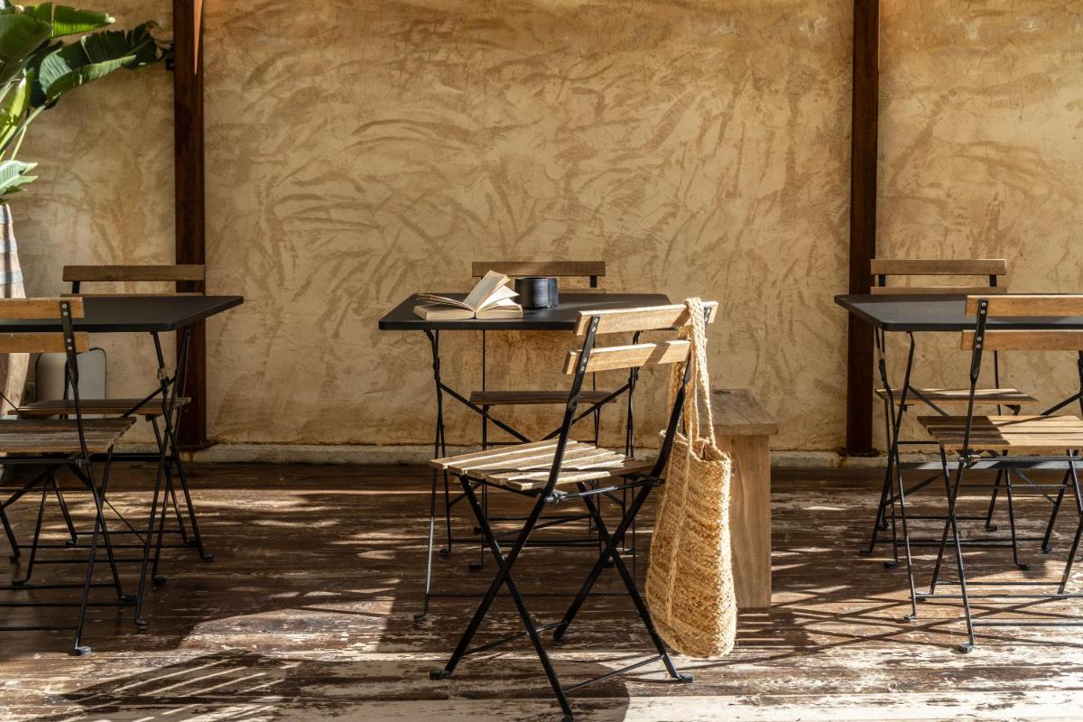 Amalen Suites Adults Only