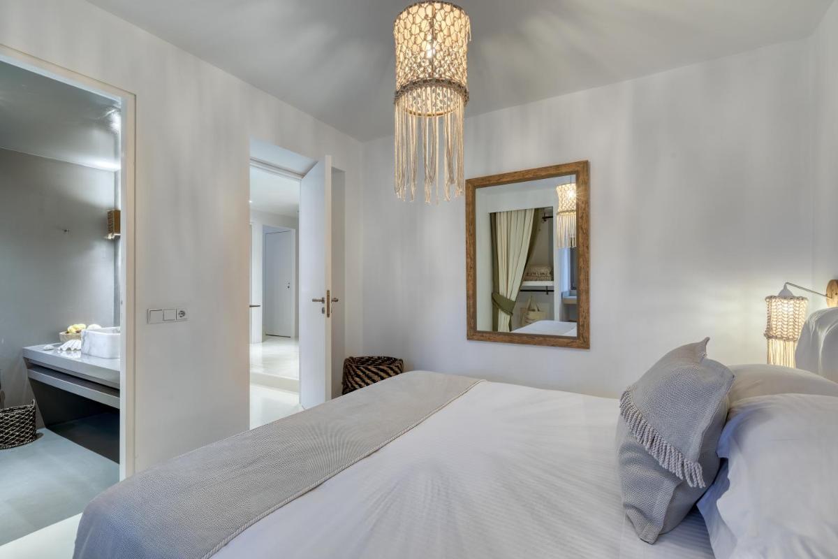 Amalgam Homes Paros